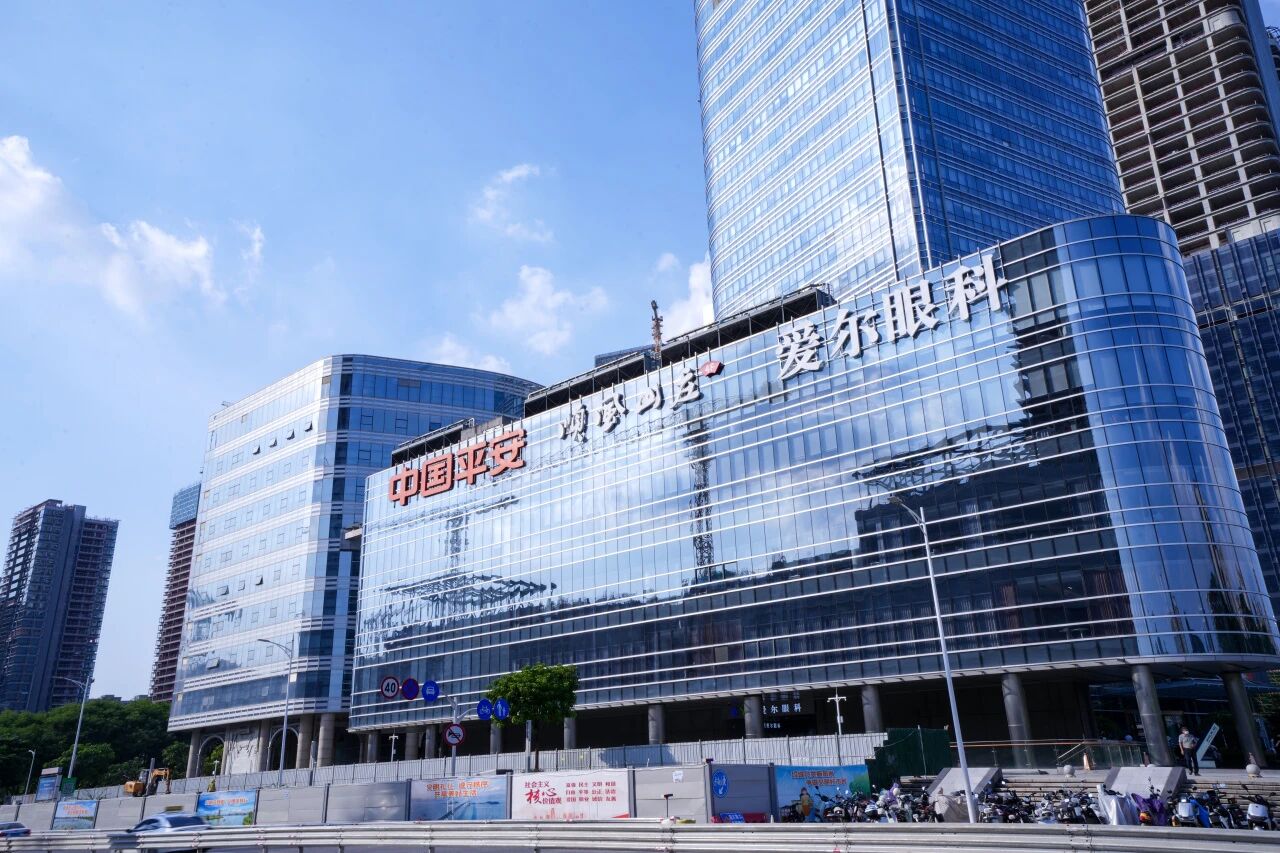 南城爱尔卓越眼科开诊，国际眼科医疗服务在家门口触手可及